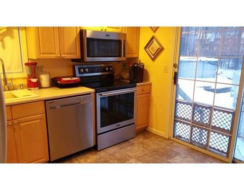 23 4th, Worcester, MA 01602 photo 11