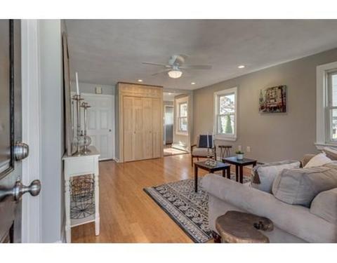 2 Pinecrest Ave, Saugus, MA 01906 photo 6