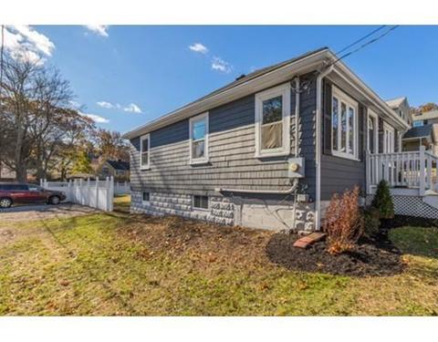 2 Pinecrest Ave, Saugus, MA 01906 photo 4