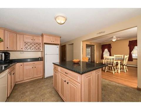 270 Charge Pond Rd, Wareham, MA 02571 photo 11