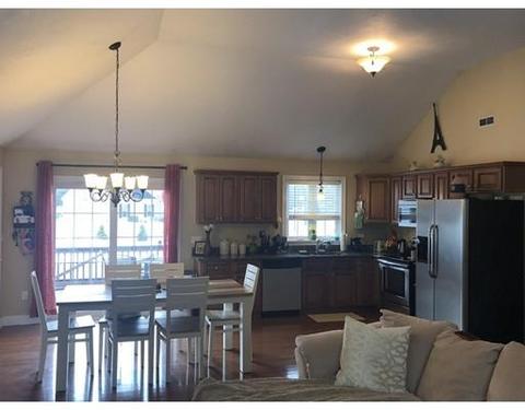 35 Mendon St, Upton, MA 01568 photo 11