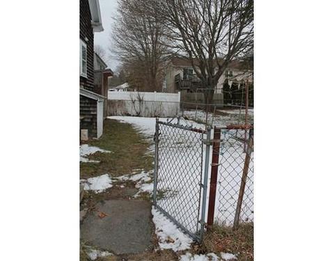 24 Crompton St, Acushnet, MA 02743 photo 10