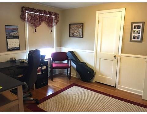 21 Maebeth St, Springfield, MA 01119 photo 7