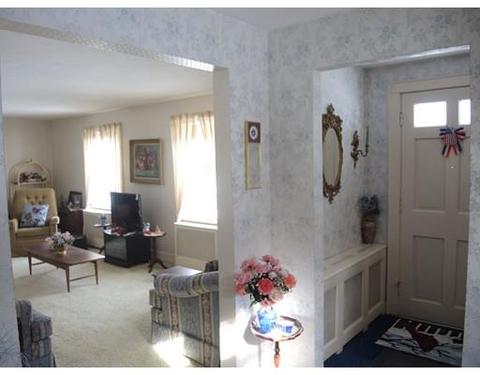 262 Hillcrest Rd, Needham, MA 02492 photo 4