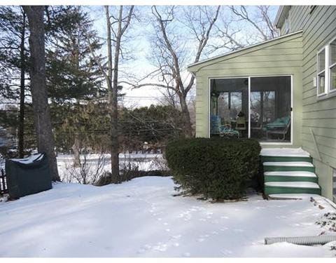 262 Hillcrest Rd, Needham, MA 02492 photo 17