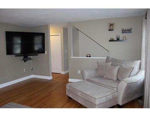 731 Burncoat St, Worcester, MA 01606 photo 10