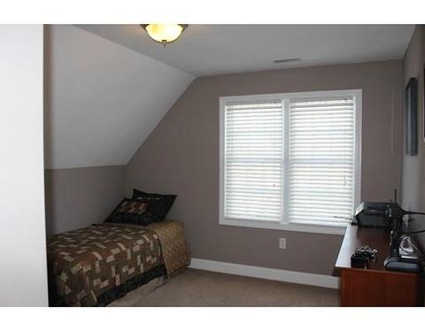 731 Burncoat St, Worcester, MA 01606 photo 14