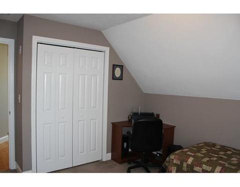 731 Burncoat St, Worcester, MA 01606 photo 15