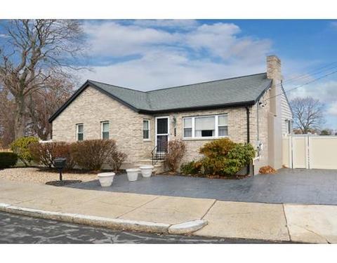 112 River Rd, Winthrop, MA 02152 photo 1