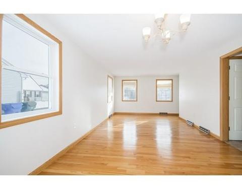 90 Pheasant Dr, Springfield, MA 01119 photo 2