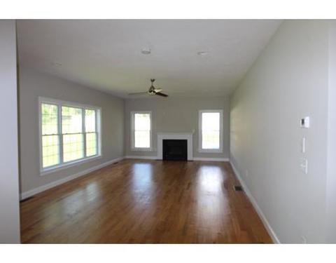 8 Applegate Rd, Medway, MA 02053 photo 7