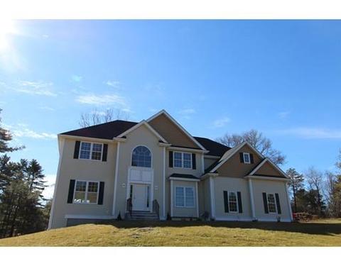 8 Applegate Rd, Medway, MA 02053 photo 1