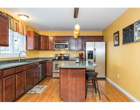 56 Bruce St, Springfield, MA 01119 photo 7