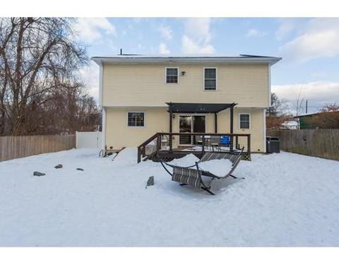 56 Bruce St, Springfield, MA 01119 photo 4