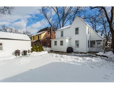90 Perkins St, Springfield, MA 01118 photo 3