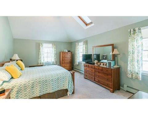4 Jefferson Cir, Reading, MA 01867 photo 17
