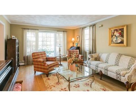 4 Jefferson Cir, Reading, MA 01867 photo 6