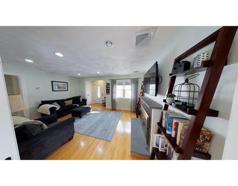 9 Shawmut Ave, Danvers, MA 01923 photo 5