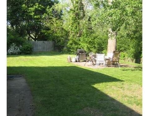 11 E Riverside Dr, Dedham, MA 02026 photo 5