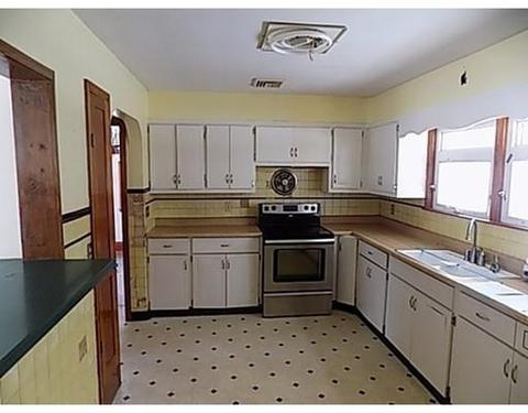 229 Bemis Ave, Chicopee, MA 01020 photo 9