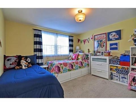 12 Squire Ct, Walpole, MA 02081 photo 12