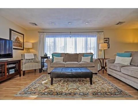 12 Squire Ct, Walpole, MA 02081 photo 7