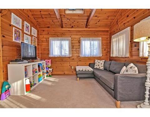 12 Squire Ct, Walpole, MA 02081 photo 5