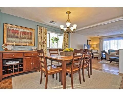 12 Squire Ct, Walpole, MA 02081 photo 9