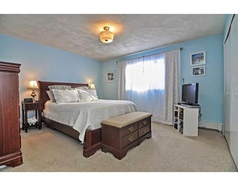 12 Squire Ct, Walpole, MA 02081 photo 14