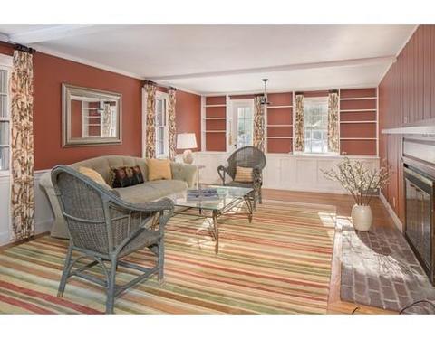 88 Cushing St, Hingham, MA 02043 photo 5