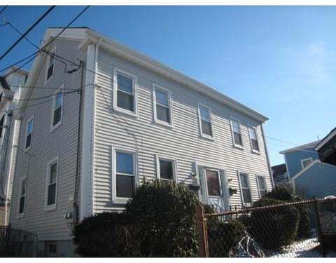 11 Spring St, Gloucester, MA 01930 photo 2