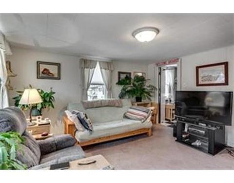 11 Spring St, Gloucester, MA 01930 photo 8