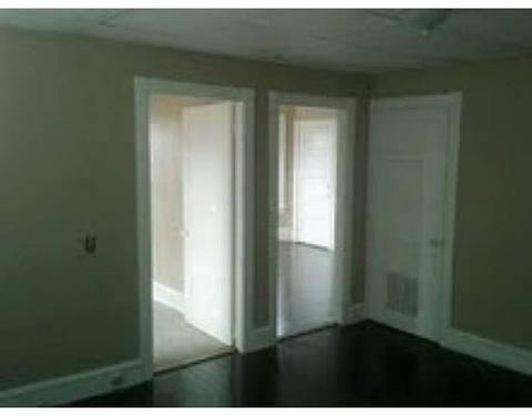 72 Bowers St, Fall River, MA 02724 photo 3