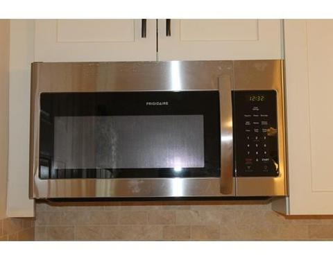 43 Mandalay Rd, Springfield, MA 01118 photo 9