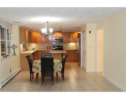 61 Line Rd, Reading, MA 01867 photo 2