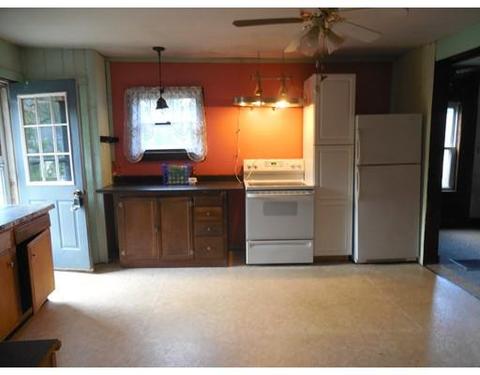 33 Homecrest Ave, Ware, MA 01082 photo 16