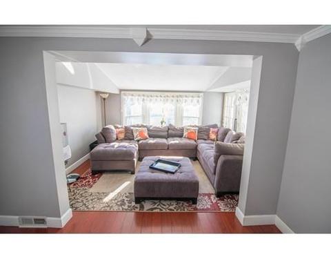 1069 Sumner Ave, Springfield, MA 01118 photo 9