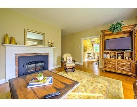 108 Roosevelt Rd, Barnstable, MA 02635 photo 6