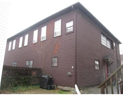 25 N Main St, Webster, MA 01570 photo 4