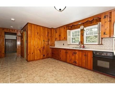 4 Eleanor Ave, Beverly, MA 01915 photo 9