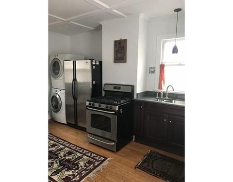 7 Taylor St #1, Gloucester, MA 01930 photo 4