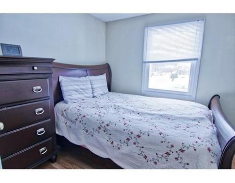 85 Amos Dr, Springfield, MA 01118 photo 9