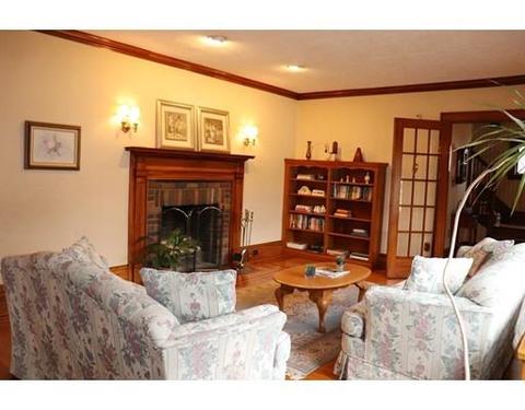 87 Coolidge Rd, Worcester, MA 01602 photo 5