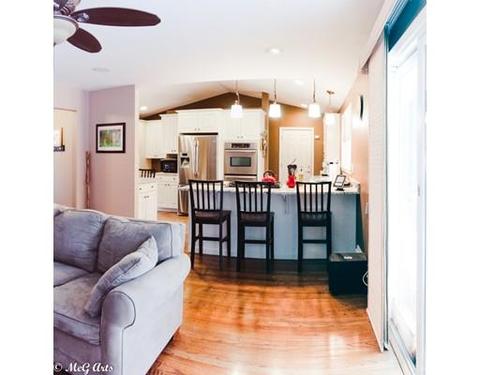 55 Lindsay Rd, Springfield, MA 01128 photo 8