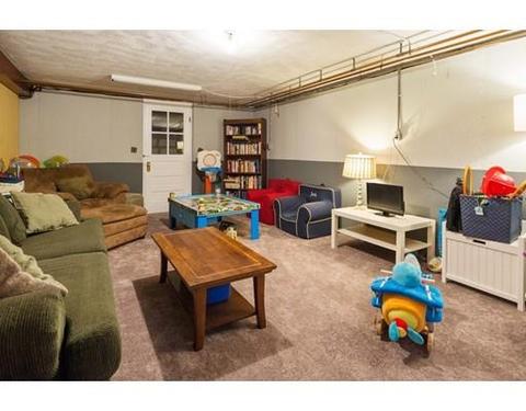 10 Maxwell Rd, Milton, MA 02186 photo 15