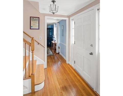10 Maxwell Rd, Milton, MA 02186 photo 2
