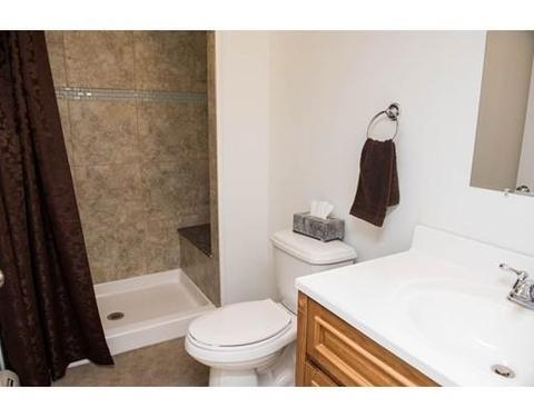 69 Arthur St, Chicopee, MA 01013 photo 12
