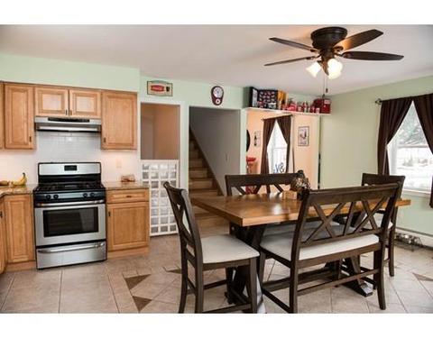 69 Arthur St, Chicopee, MA 01013 photo 2