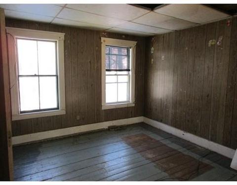 51 Windsor St, Worcester, MA 01605 photo 7