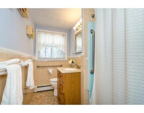 34 Wentworth Rd, Canton, MA 02021 photo 11